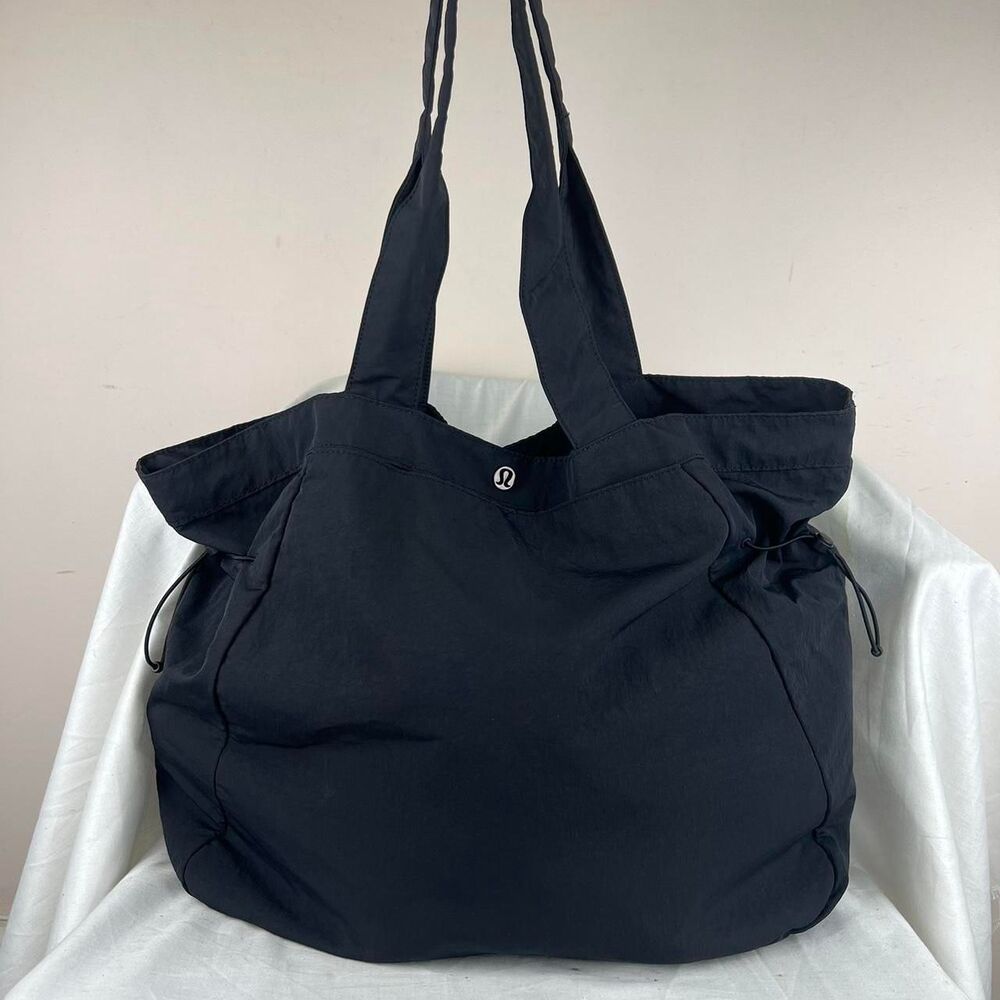 Lululemon Side-Cinch Shopper Bag 18L
